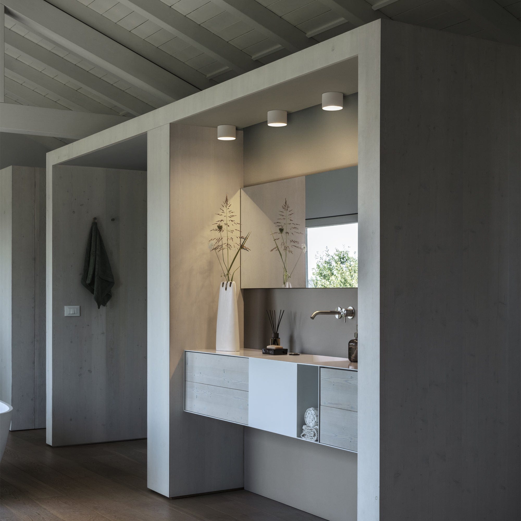 Latteo  -  Lumiavera  -  soggiorno cucina bagno lampada da soffitto